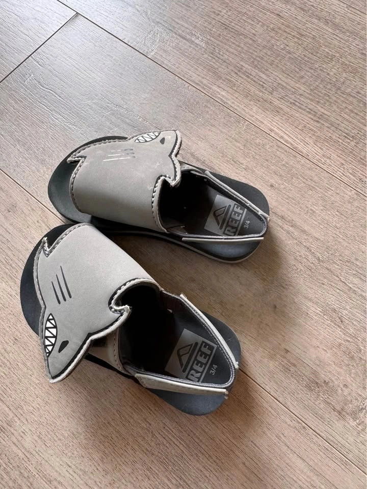 Baby sandals - photo 3
