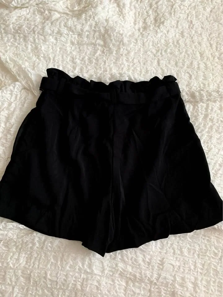 High waisted shorts - photo 3