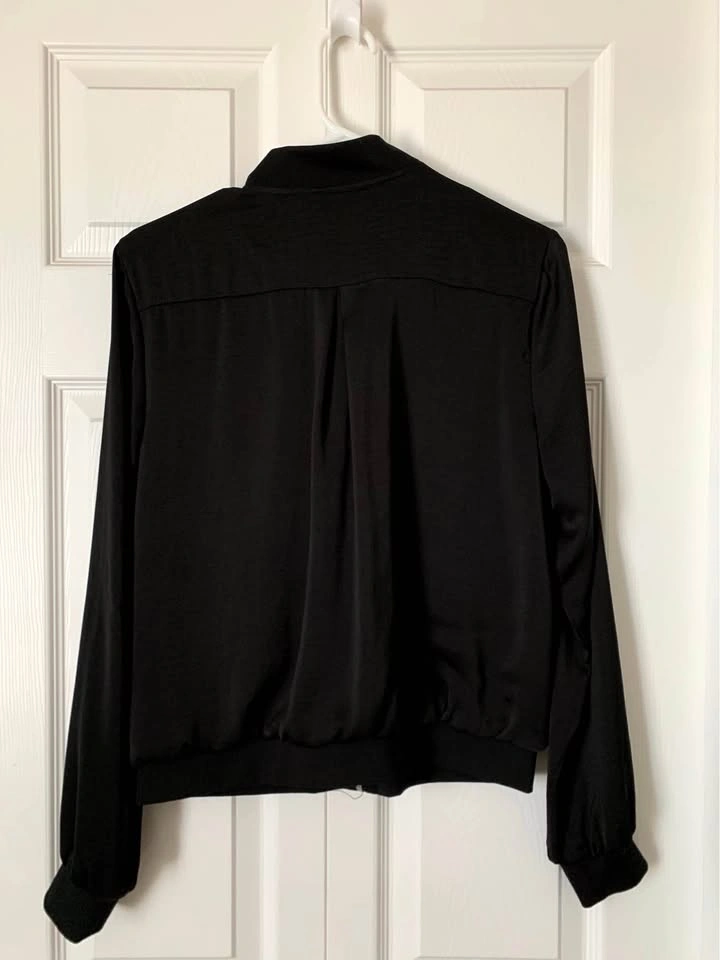 Black bomber jacket women’s - photo 3