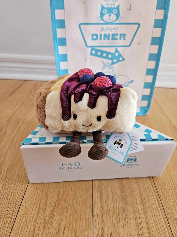Jellycat New York Exclusive Cheesecake Plush (Brand New)