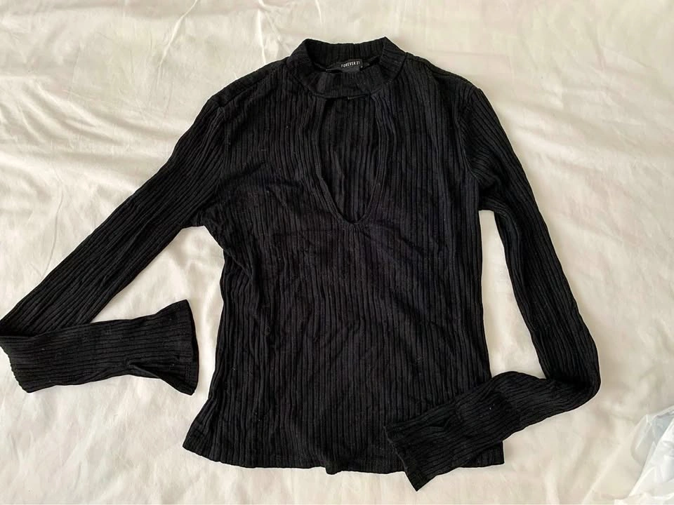 Black long sleeve cut out top