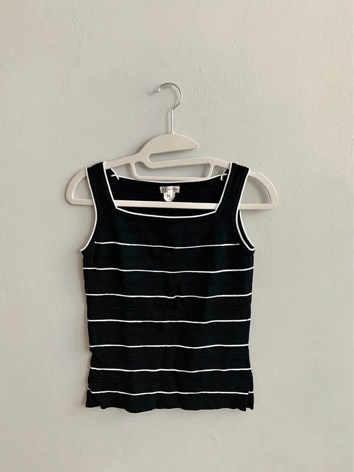 Black top size S