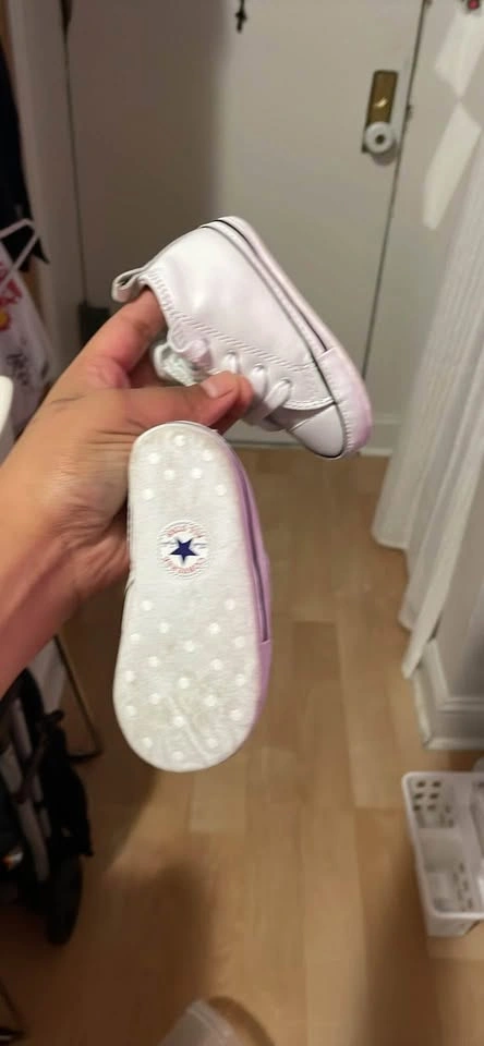 Converse - photo 3