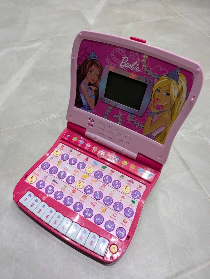 Barbie laptop - photo 3