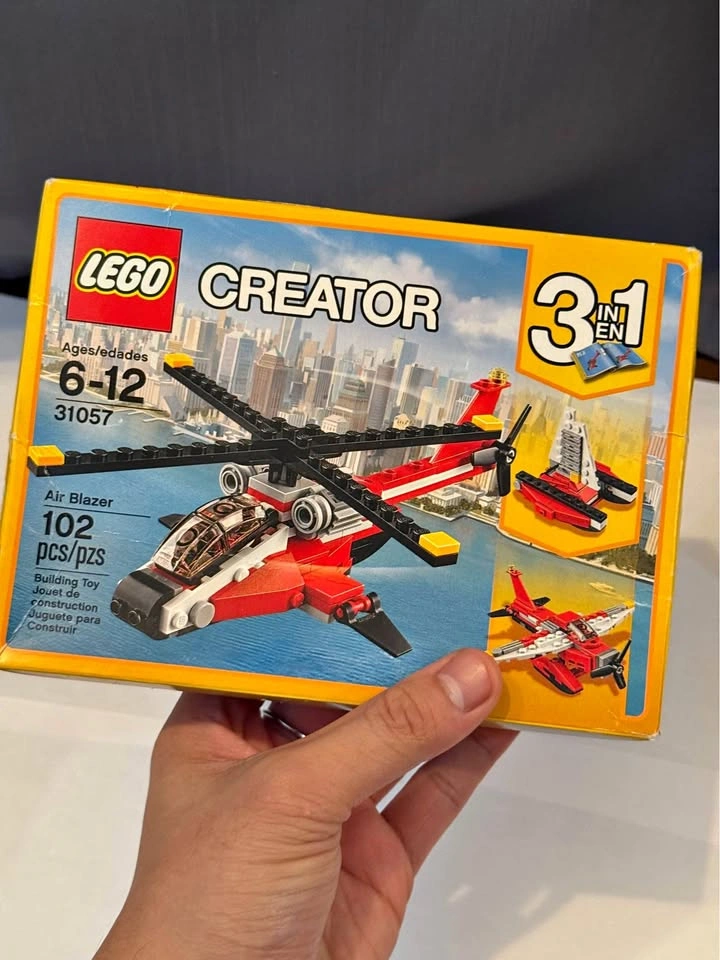 31057 - Creator - Air Blazer (RETIRED)