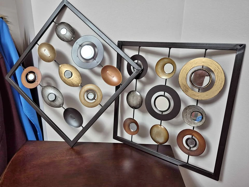 Set of 2 Geometric Metal Wall Art – Mirrored Accents
