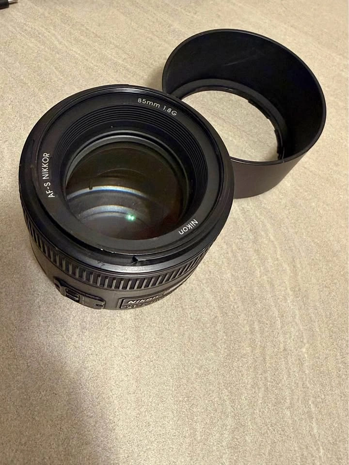 Nikon 85mm 1.8 G Lens