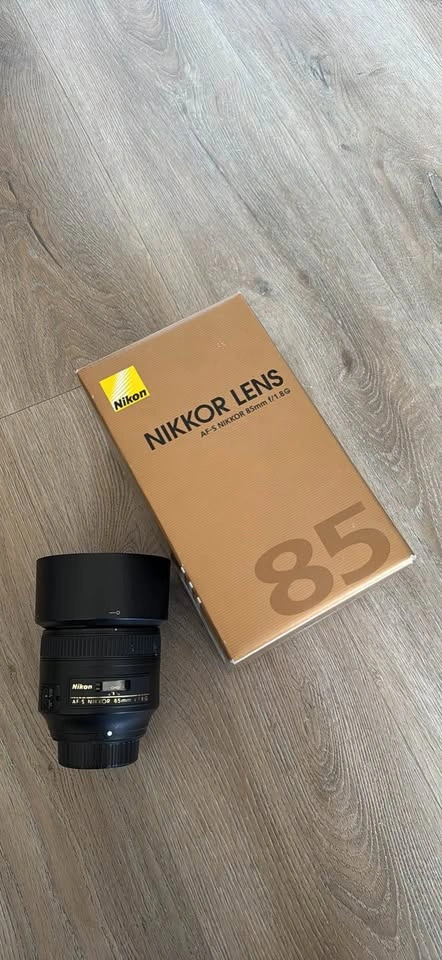 Nikon 85mm 1.8 G Lens - photo 3