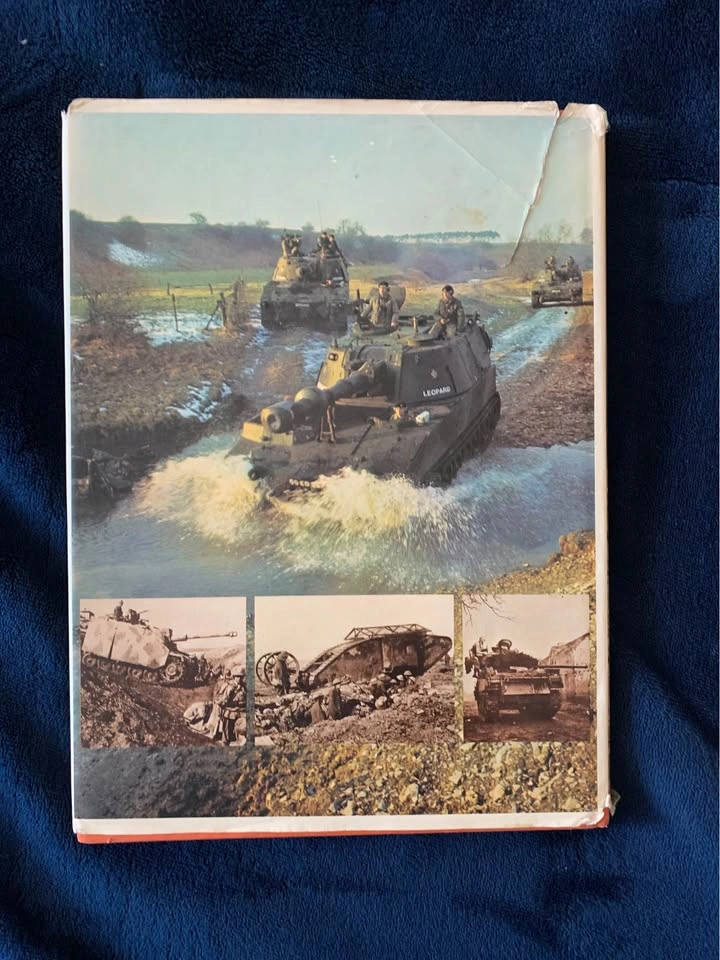 Fighting vehicles - photo 2