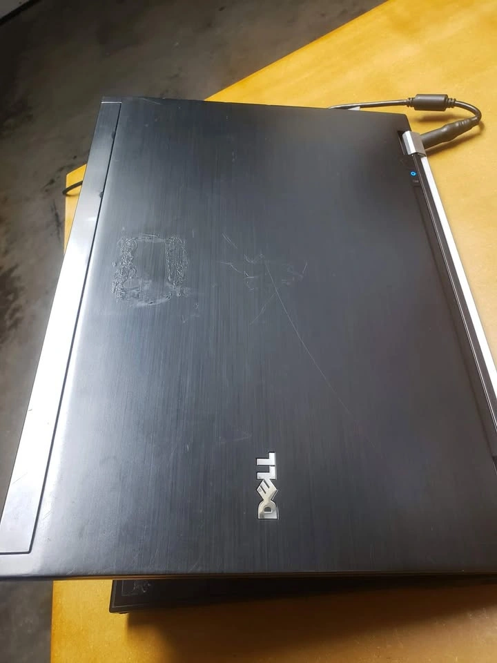 DELL LATITUDE E6400 Laptop - photo 4