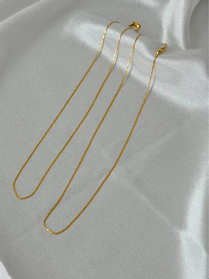22K Gold Lightweight chain for ladies ( 18 Inches ) thumbnail
