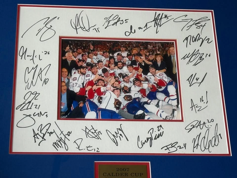 Hamilton Bulldogs Signed/Framed Calder Cup Photo (Carey Price) - photo 2