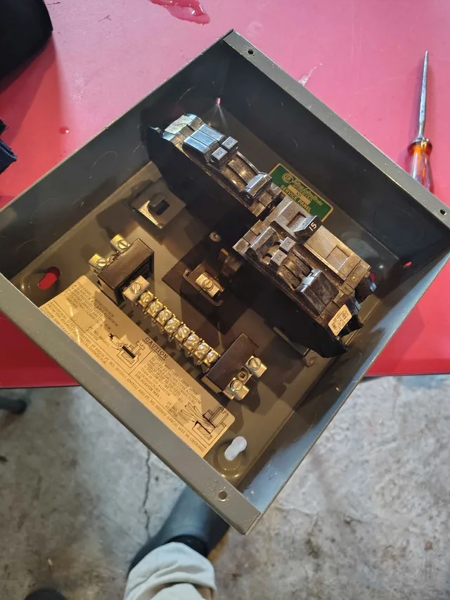 small breaker electrical box image indicator(2)