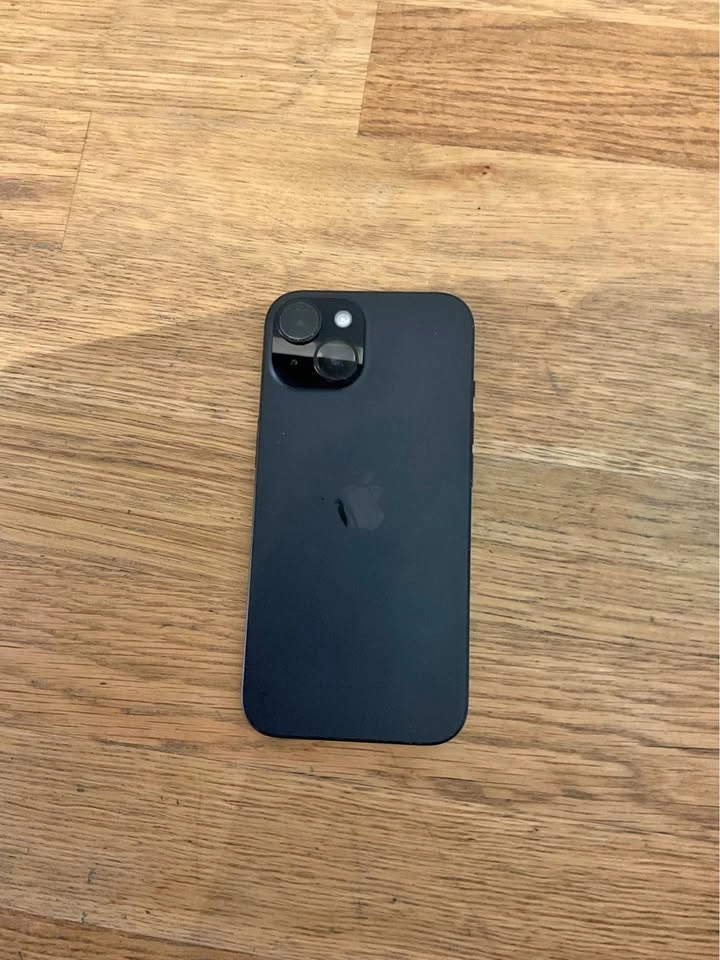 iPhone 15 128g