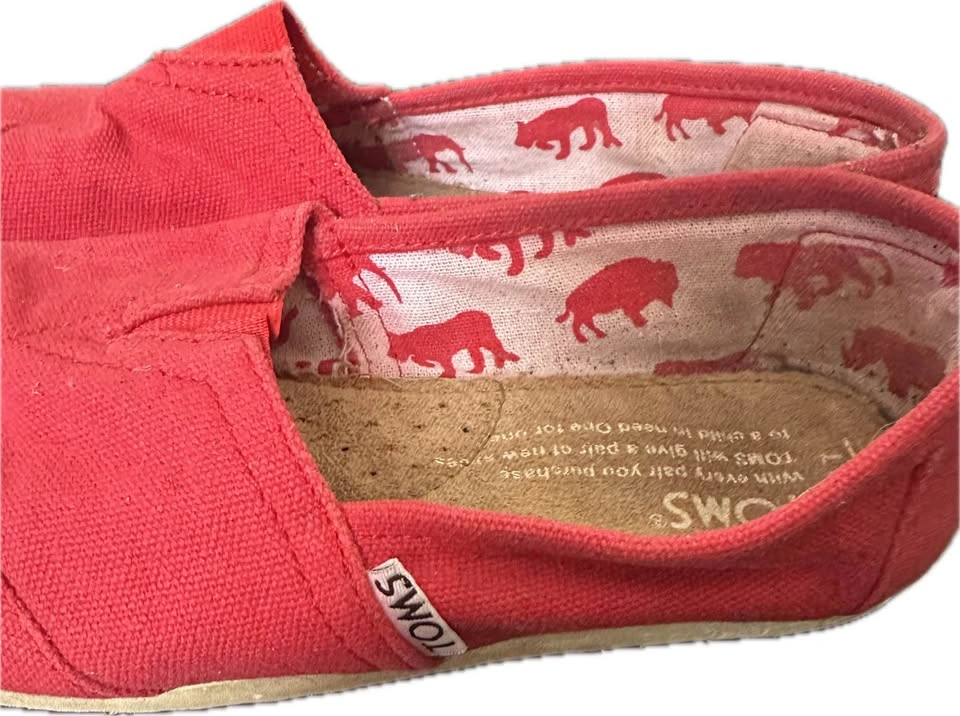 TOMS Women's Red Canvas Slip-On Flats - Size 7 - photo 3