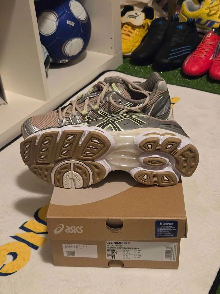 Asics GEL-NIMBUS 9 Sneakers men's 9.5 - photo 3