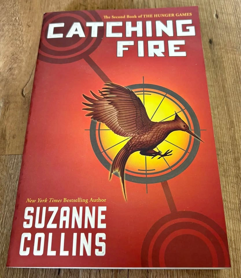 Catching Fire - Suzanne Collins