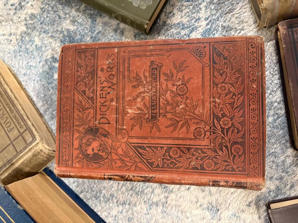 Antique and vintage books - photo 5