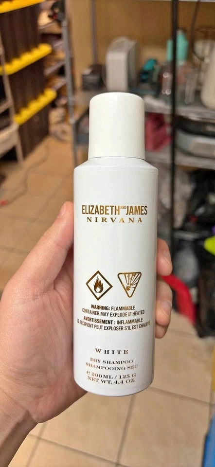 Elizabeth and James Nirvana White Dry Shampoo