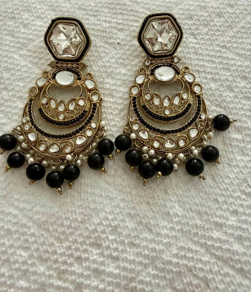 Ethnic Indian Earrings Set - photo 3