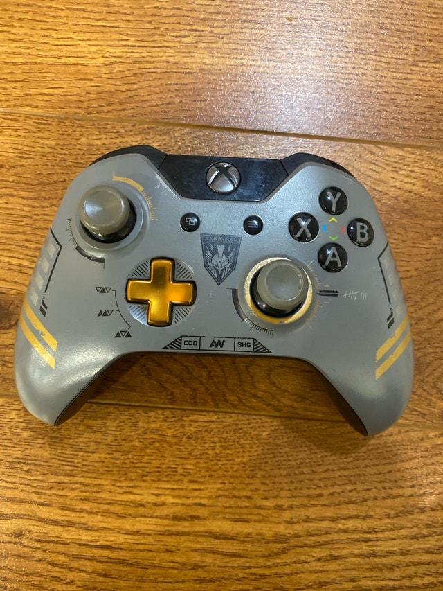 Xbox One COD Controller