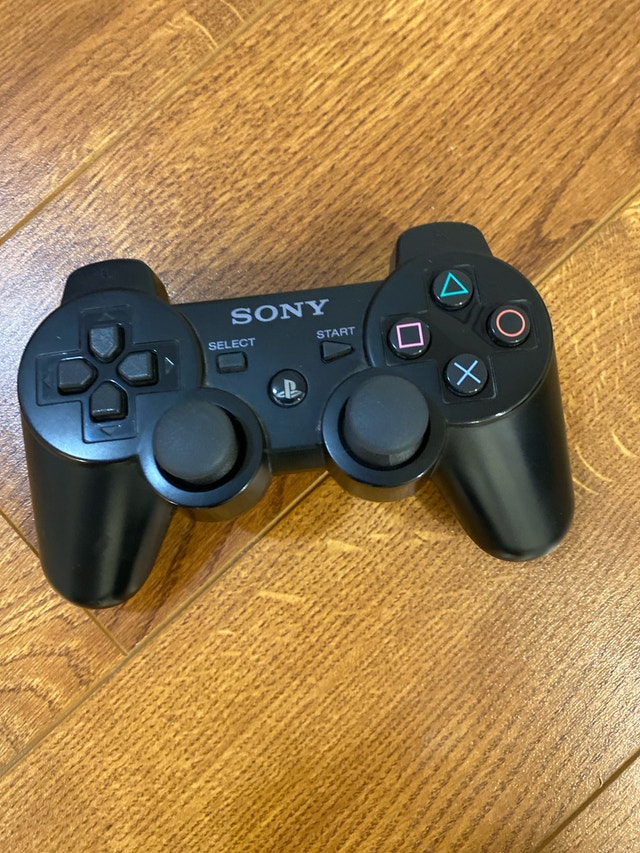 PS3 with Cars 2 and Controller - photo 2