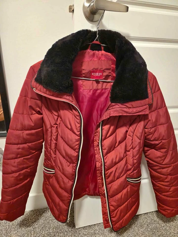 Guess Puffer Jacket