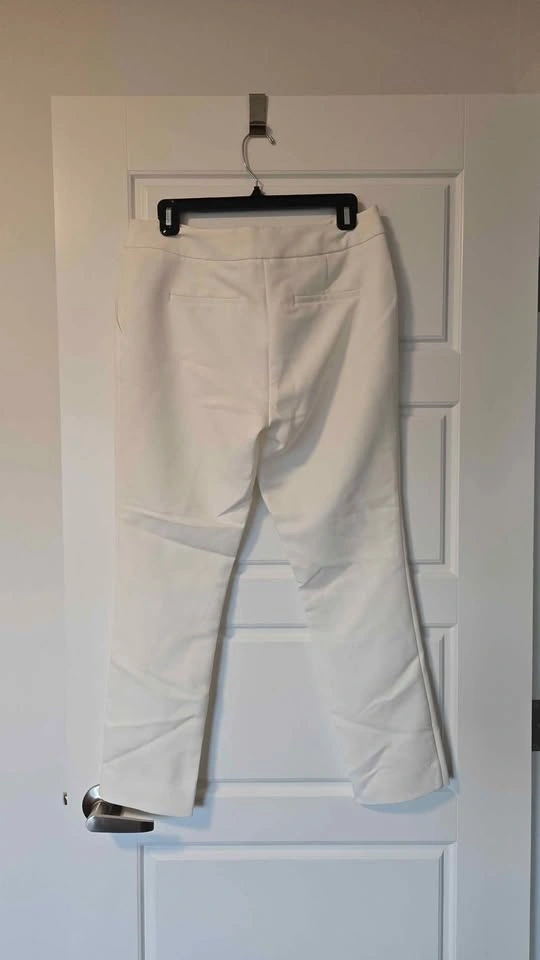 La Chateau Pants - photo 2