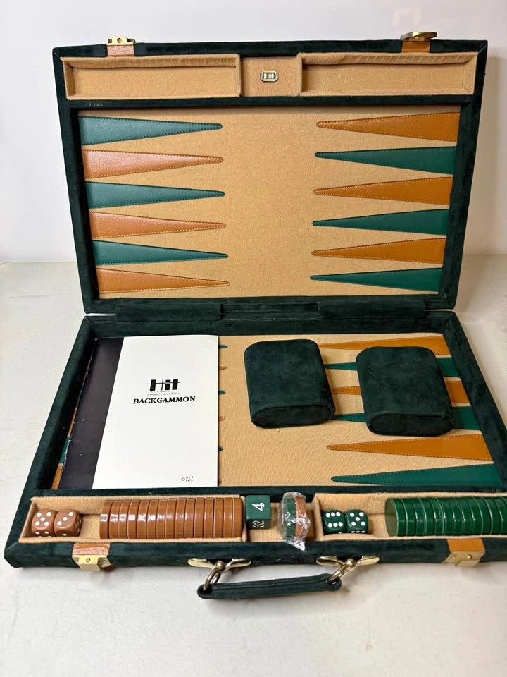 Vintage HIT Industries Backgammon Travel Set Green Velvet Case