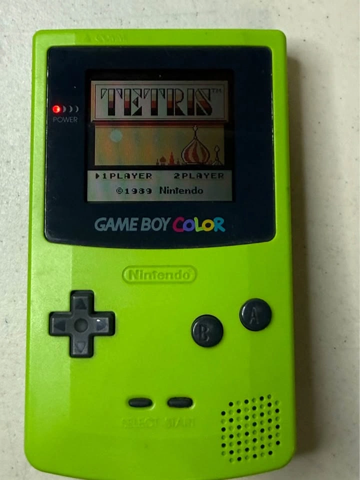 Giant Lot Nintendo GameBoy Units and Games - photo 3