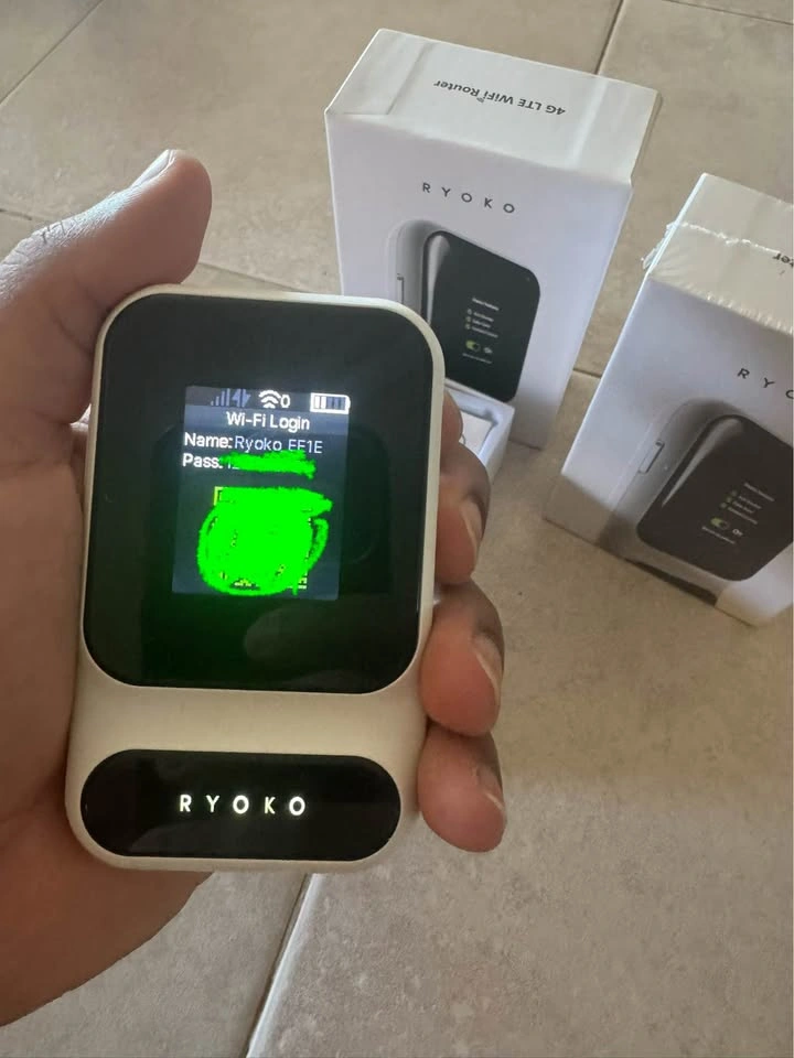 Ryoko Portable WiFi Router (Two) - photo 2