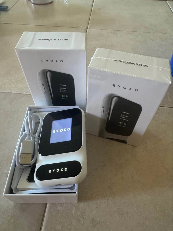 Ryoko Portable WiFi Router (Two) - photo 3