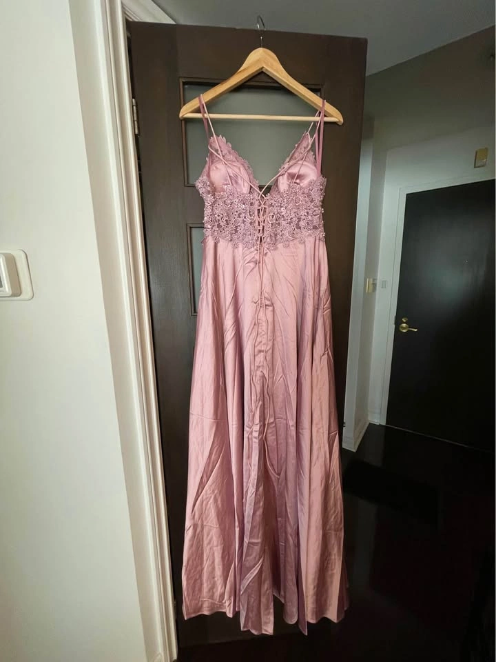 Homeyee Long Formal Dress – Size L – Never Worn - photo 5