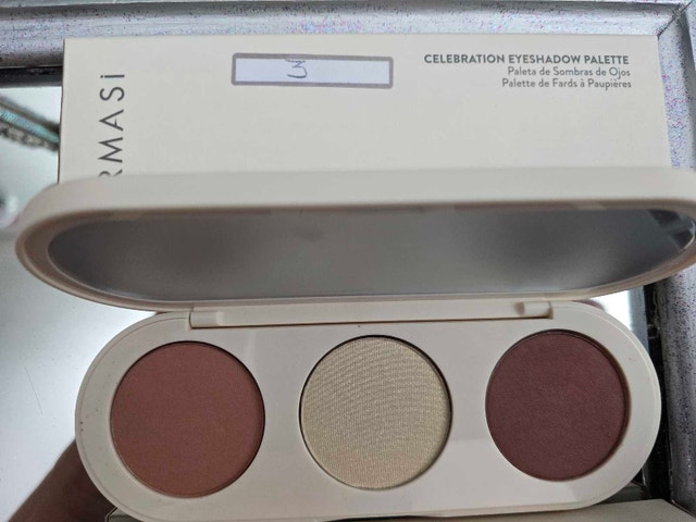 NIP Makeup palettes - photo 2