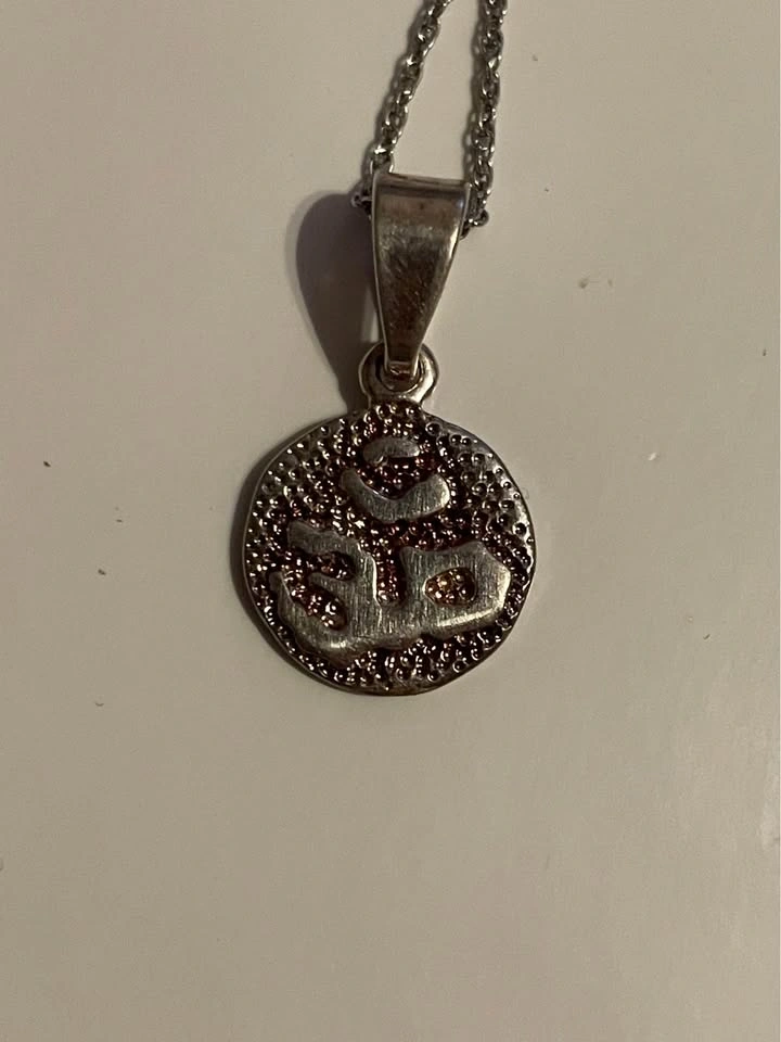 Silver Om Symbol Pendant Necklace - photo 2