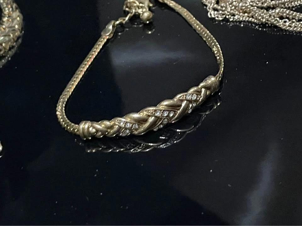 Gold Toned Jewelry Set / Lot - photo 2