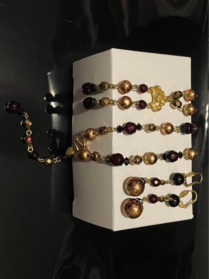 Vintage Gold and Burgundy Beaded Necklace and Earring Set - photo 3