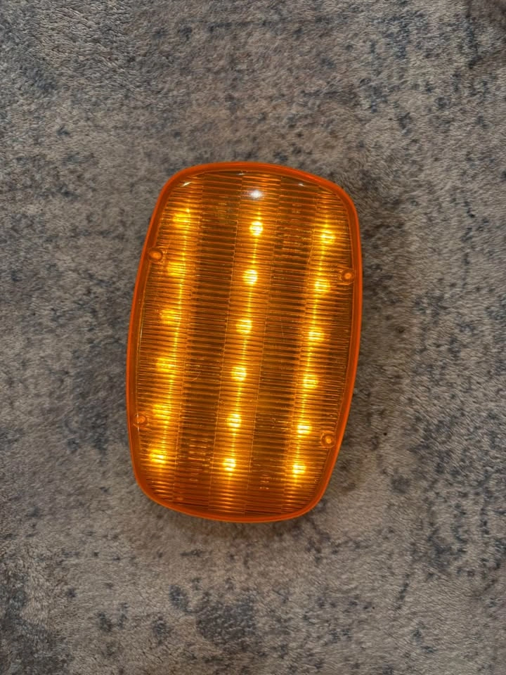 Amber LED Magnetic Warning Light Safety Strobe Emergency Beacon - photo 2