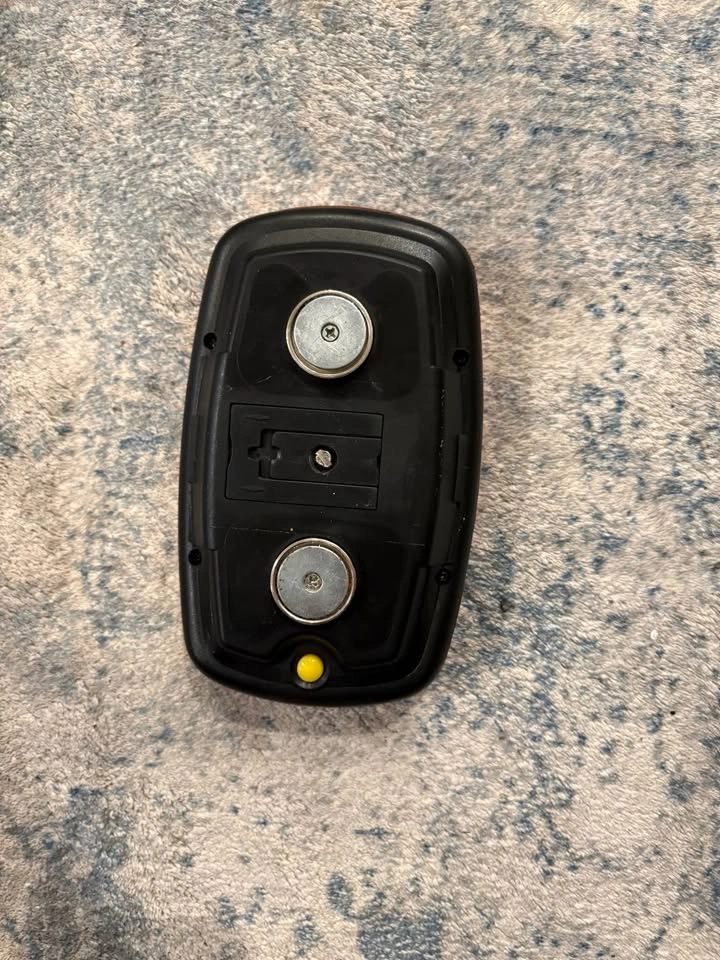 Amber LED Magnetic Warning Light Safety Strobe Emergency Beacon - photo 3
