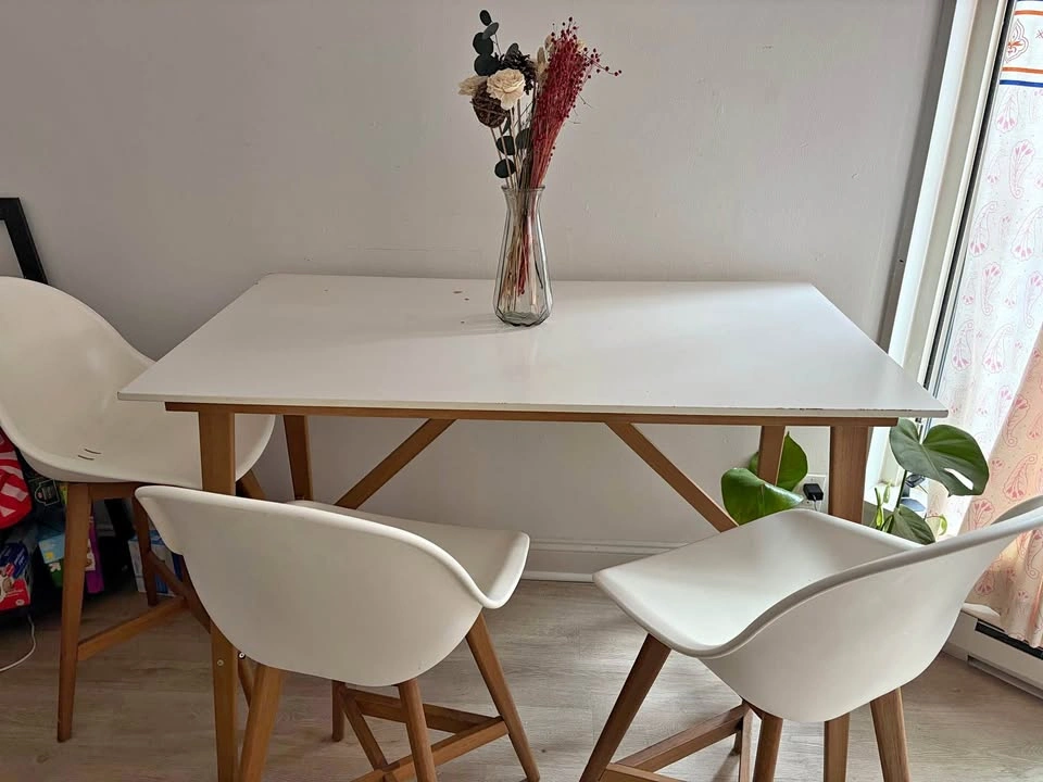 Ikea FANBYN Bar Table and 3 Stools Set