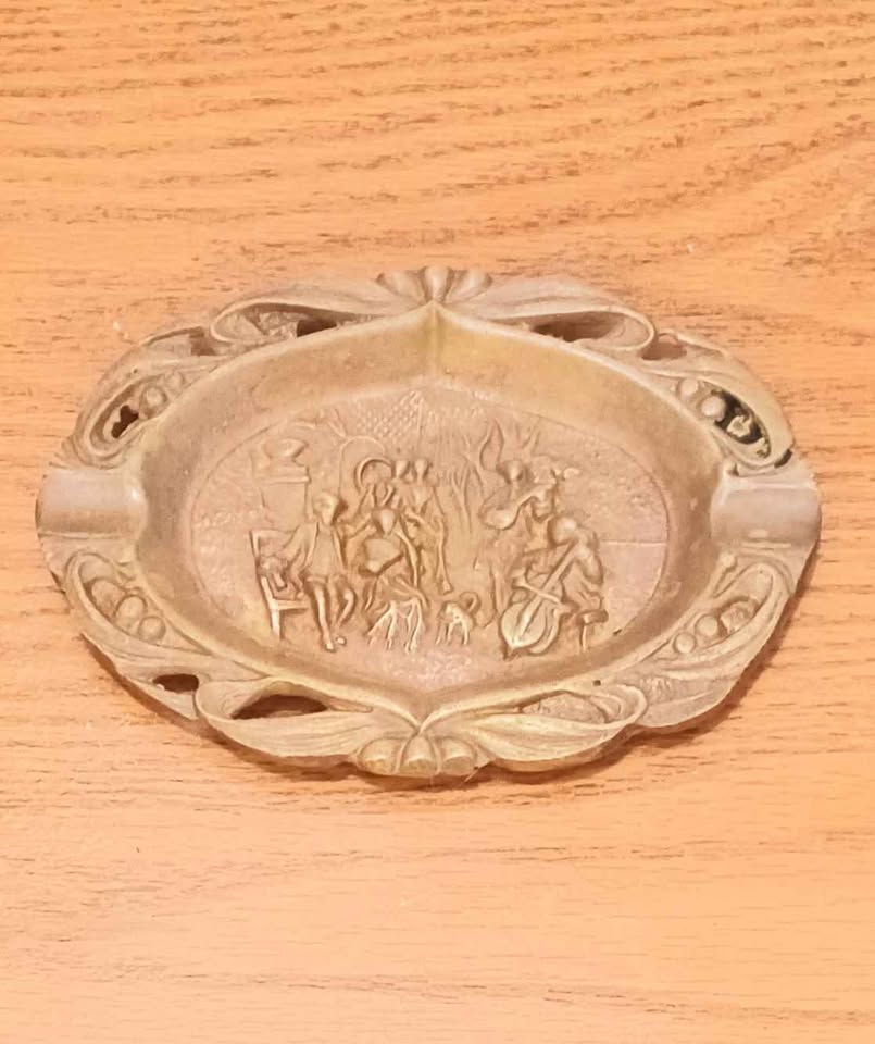 Vintage Etched Brass Ashtray - photo 2