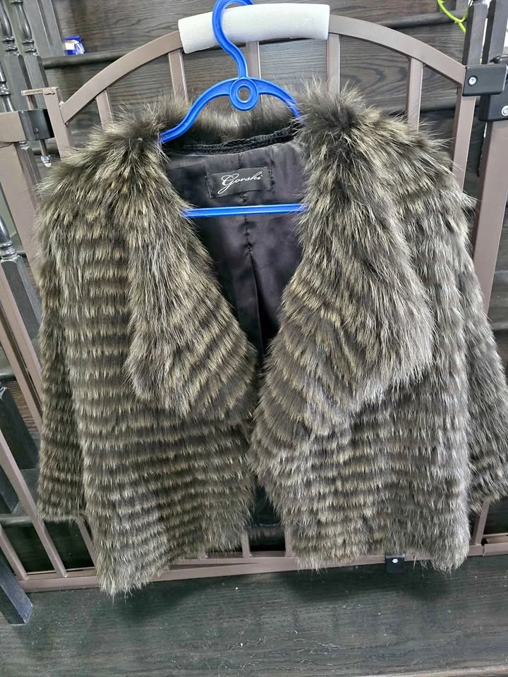 Raccoon Fur Jacket Quarter Sleeves
