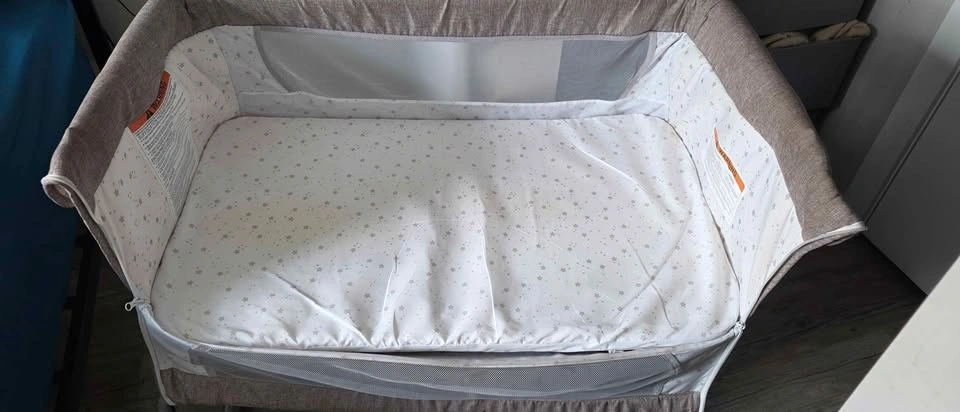 Brown Grey Baby Bassinet Co-Sleeper - photo 2