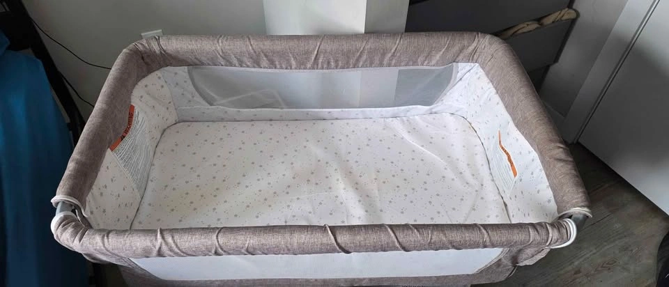 Brown Grey Baby Bassinet Co-Sleeper - photo 3