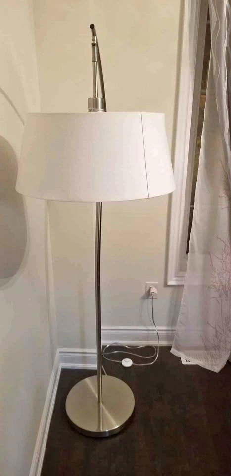 Floor lamp