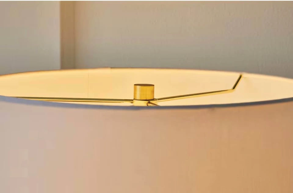GlucksteinElements 27.7inch Lamp with Gold Base - photo 4