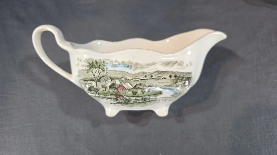 Johnson Brothers Friendly Village Gravy Boat & Underplate - photo 4