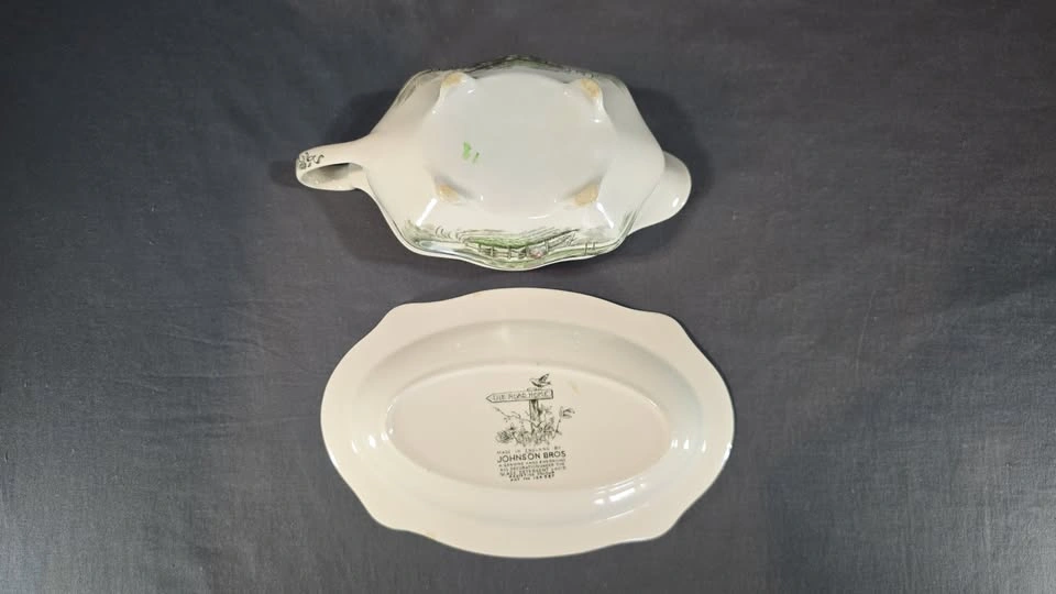 Johnson Brothers Friendly Village Gravy Boat & Underplate - photo 5