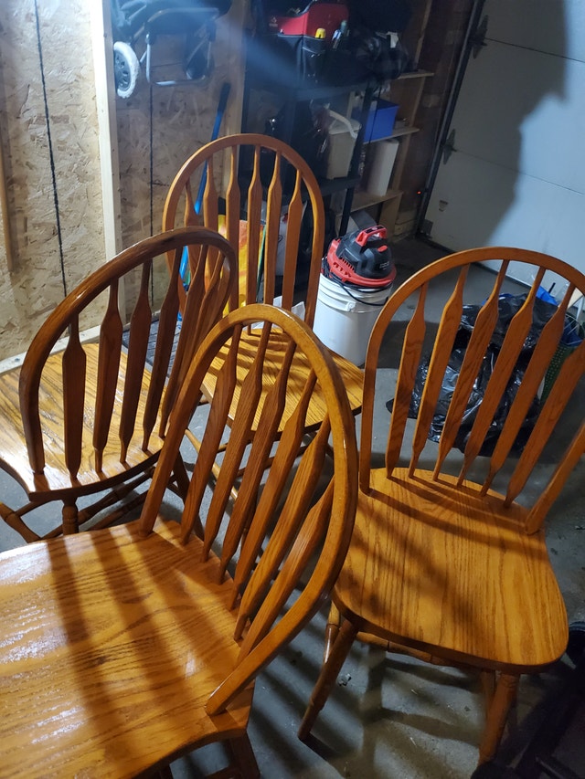 Butcher Block Table Chairs - photo 5