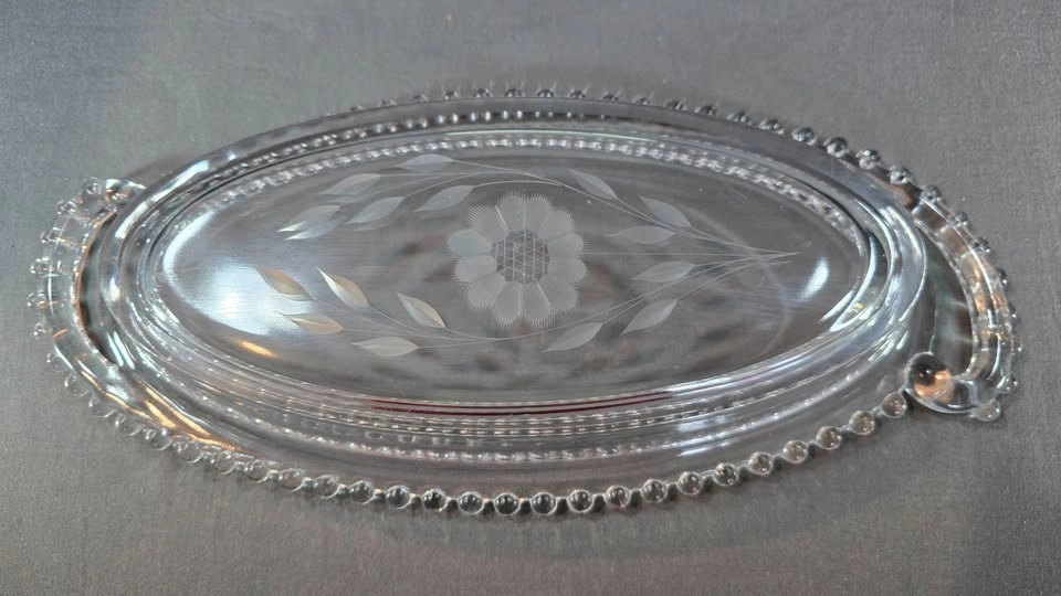 Glass Oval Serving Dish with flower Design and beaded edge - photo 3